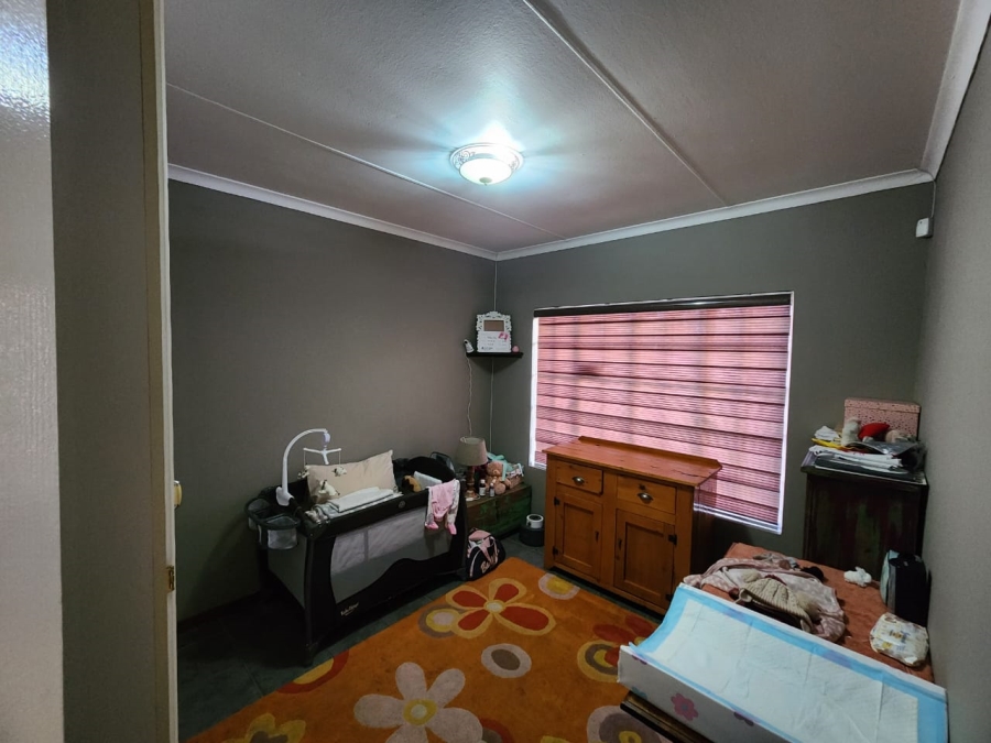 3 Bedroom Property for Sale in Protea Park North West